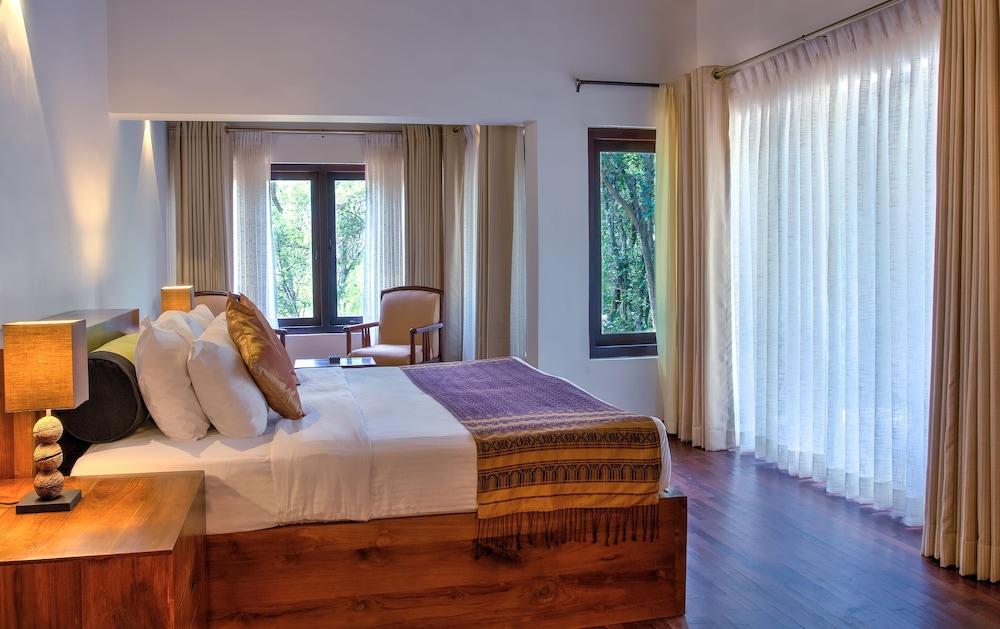 גיריטלה The Deer Park Hotel מראה חיצוני תמונה