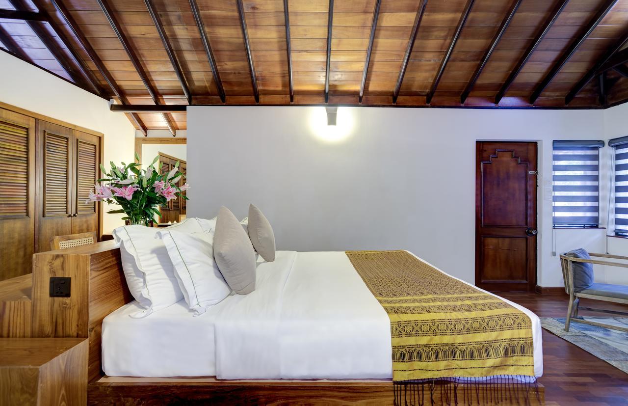 גיריטלה The Deer Park Hotel מראה חיצוני תמונה